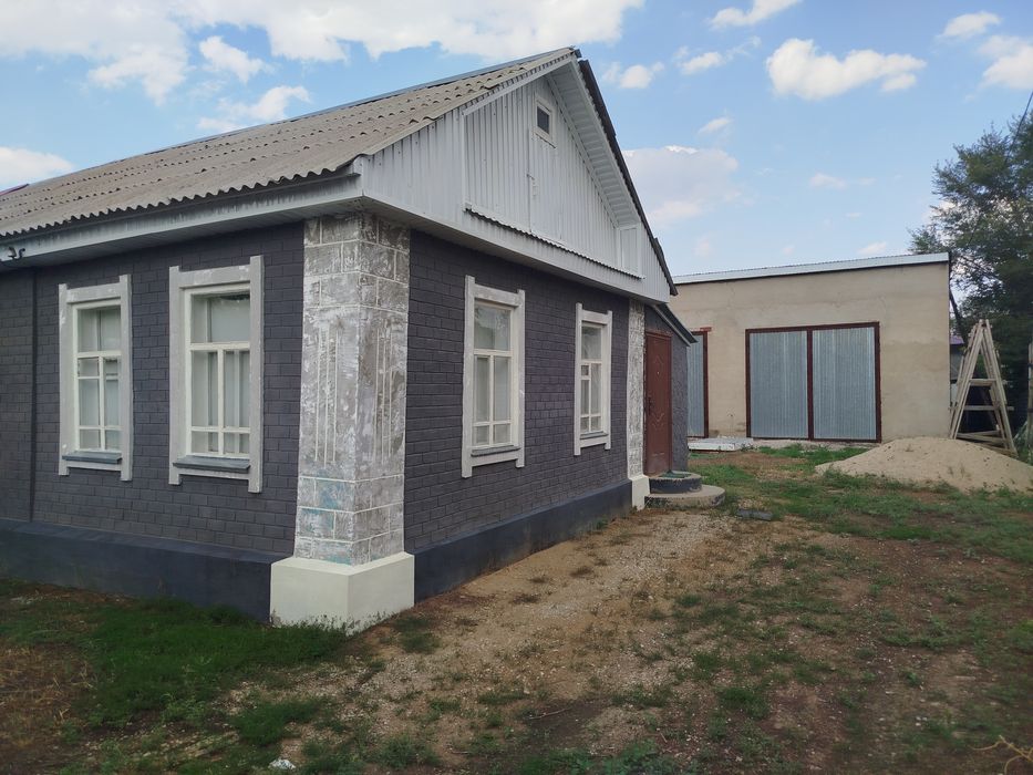 Продам частный дом с большим гаражом