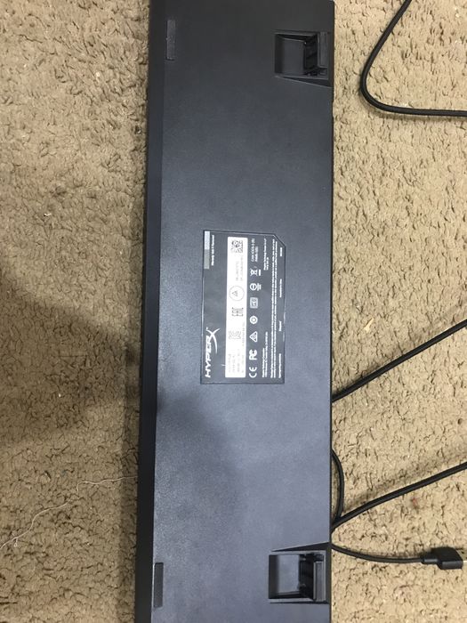 Продаю топовую игровую клавиатуру HYPERX ALLOY FPS RGB