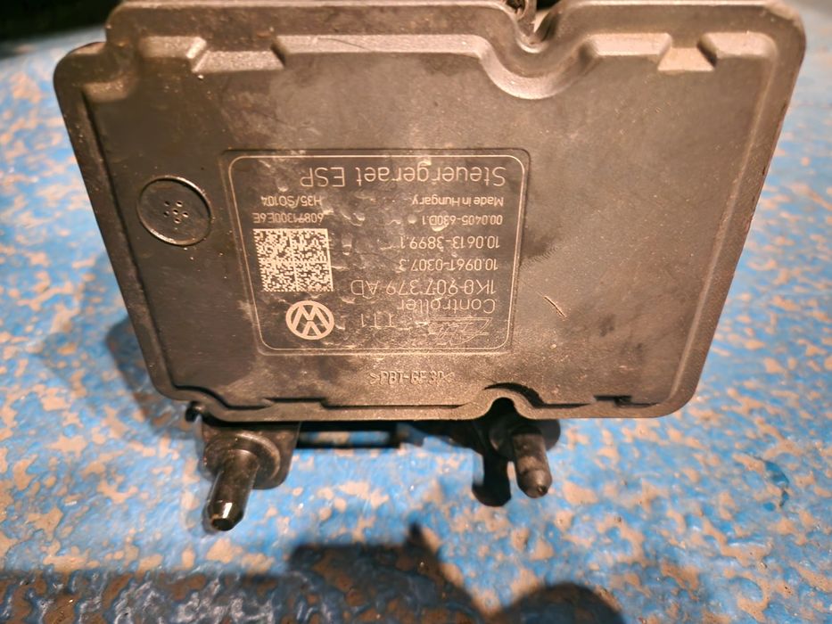 Vand pompa abs golf 5