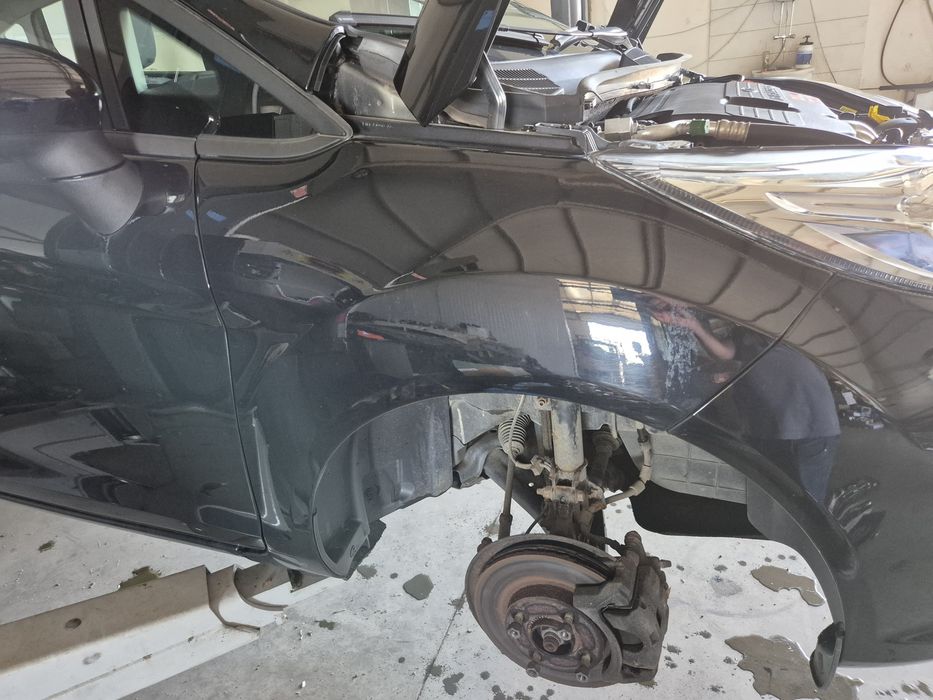 Aripa fata dreapta ford fiesta an 2017 facelift culoare negru