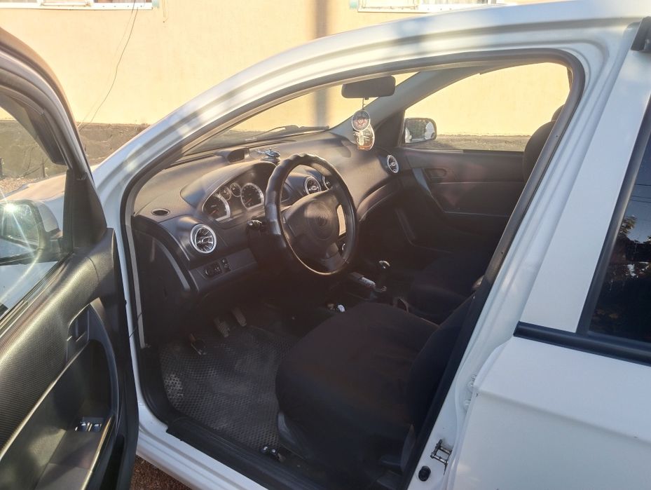 Продам автомобиль Шевролет