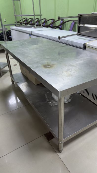 Продам стол производственный б/у