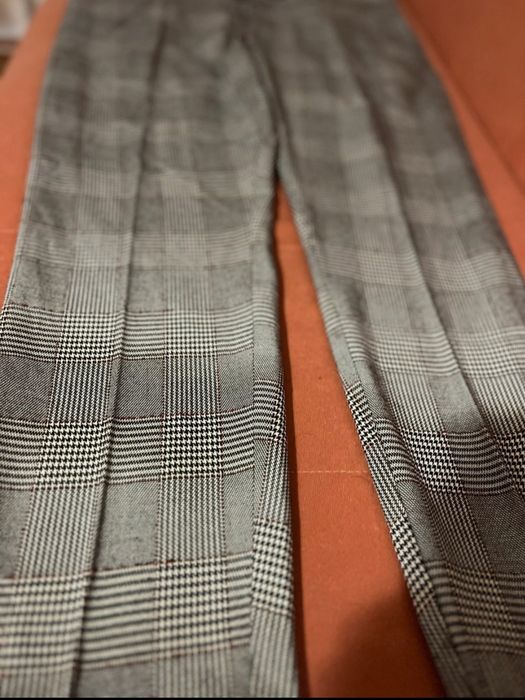 Pantaloni de costum 44