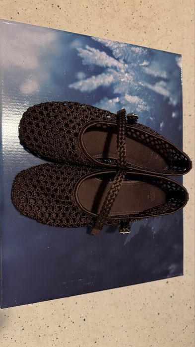 Летни обувки за момиче