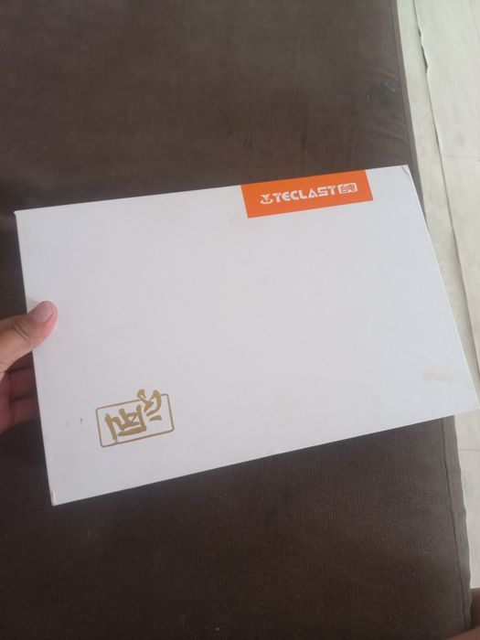Продам планшет Teclast m60