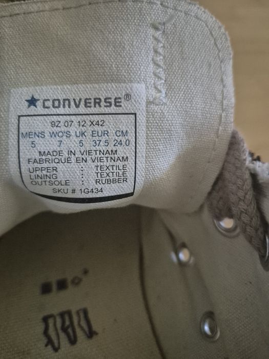 Tenisi converse , stare bună, mărimea 37,5