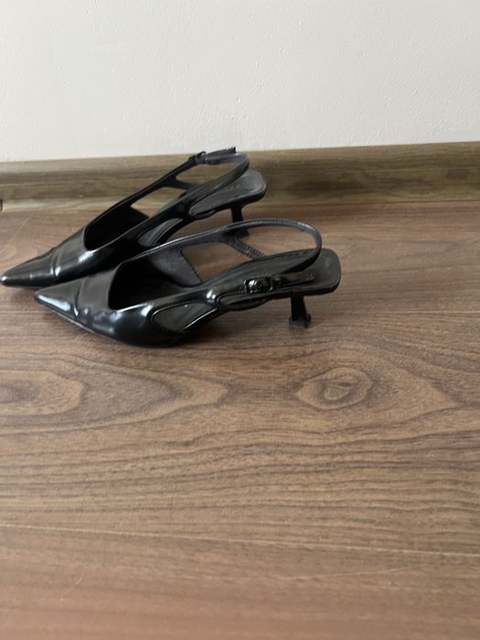 Туфли от Stradivarius