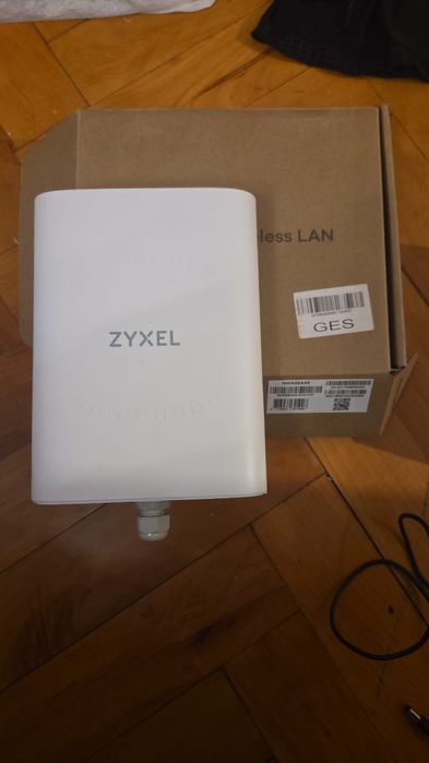 Vând echipamente de rețea la nivel profesional. Router și Access Point.