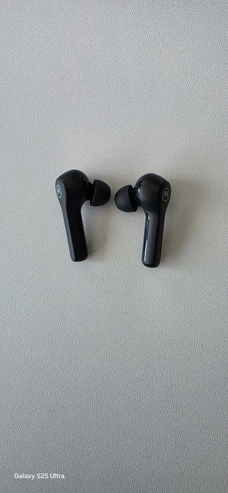 Безжични слушалки Motorola Buds 085