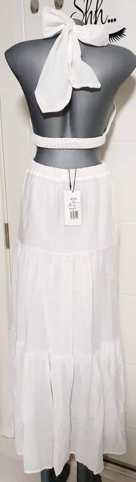 Женствена и прекрасна, бяла рокля!