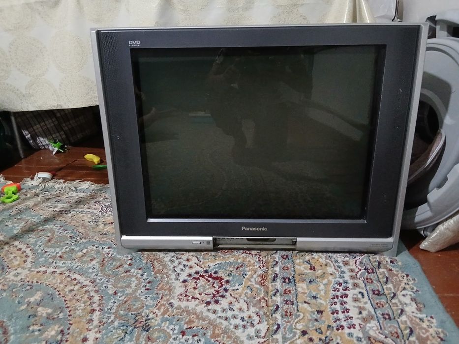 Продам телевизор