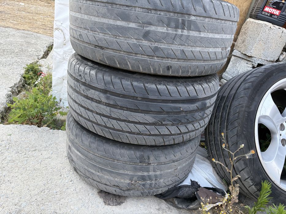 5x120 R19 255/40 Bmw