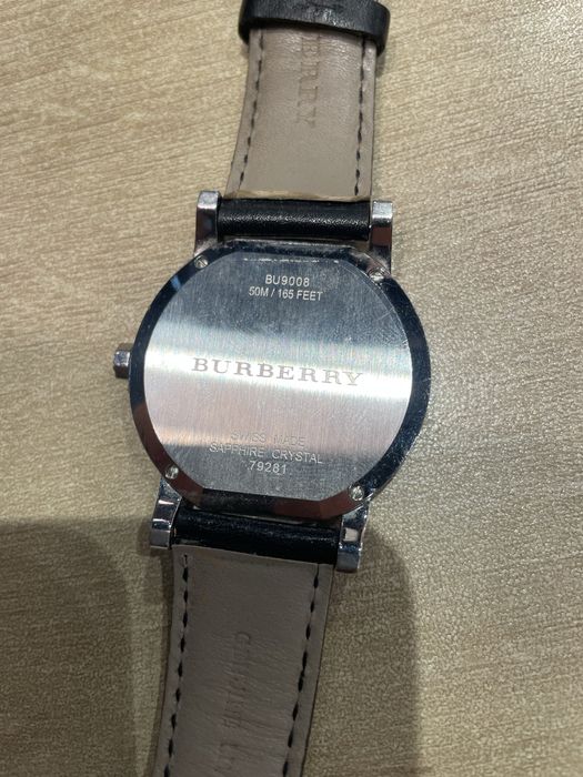 Часы бренда burberry