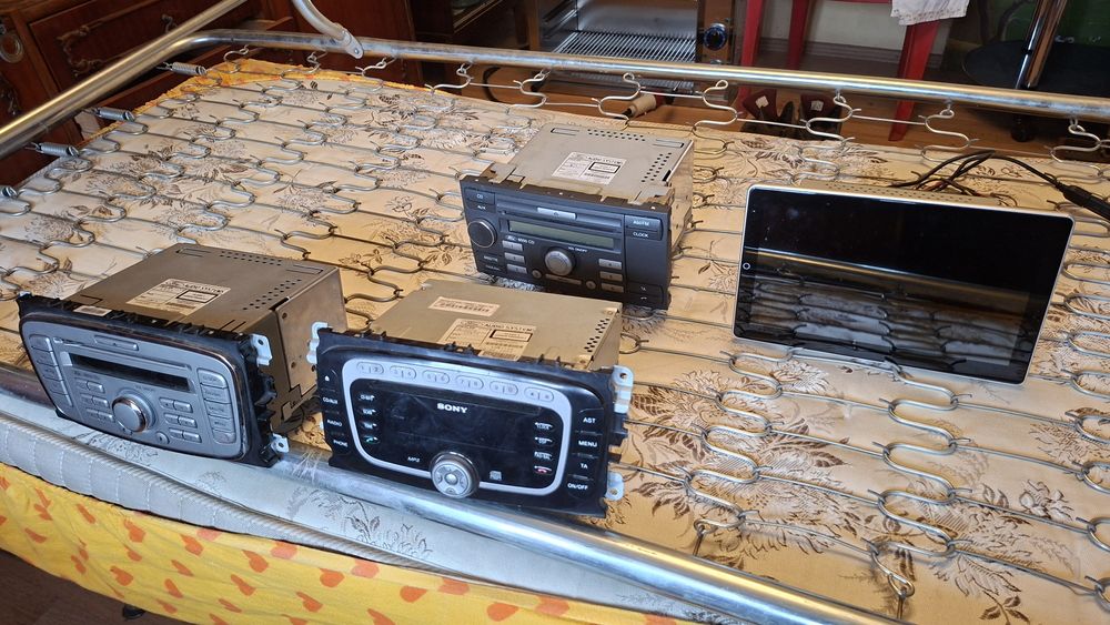 Radio cd ford  ...