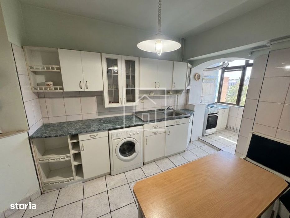 Apartament 4 camere, pivnita, 2 balcoane, 81 mpu Sos Alba Iulia Sibiu