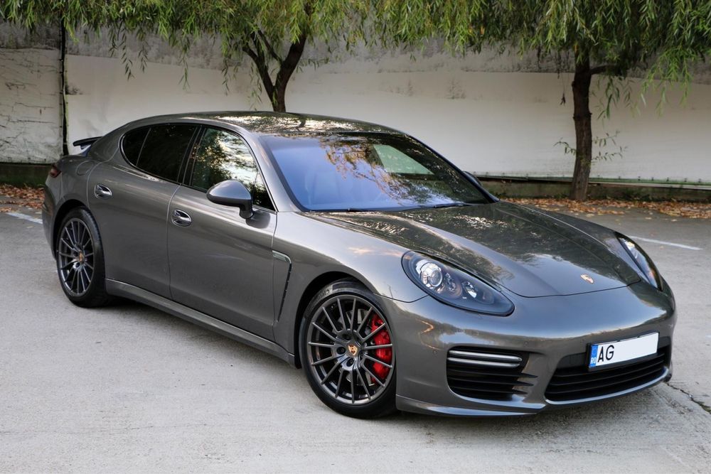 Porsche Panamera GTS // Facelift // 441 Cp // Frane Ceramice  // Full