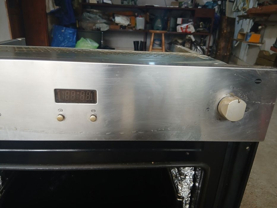 Фурна за вграждане Electrolux