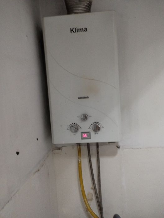Продам газовую колонку
