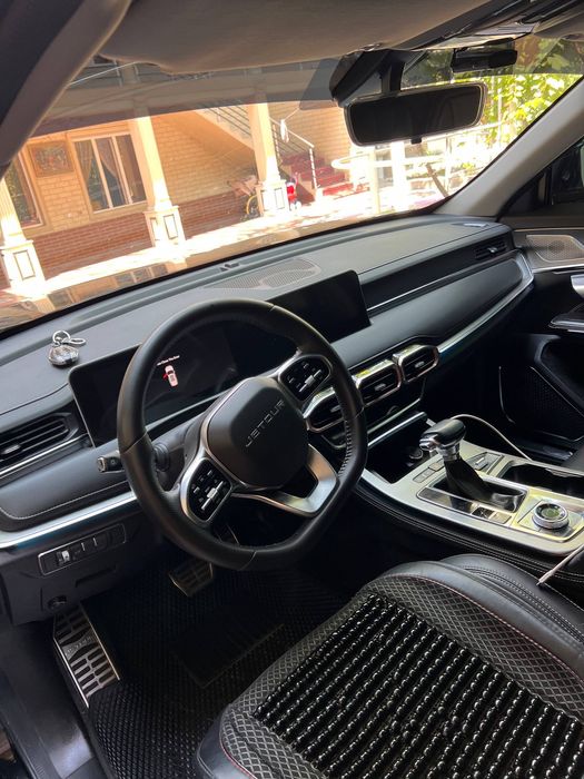 Jetour X70plus full pozitsiya