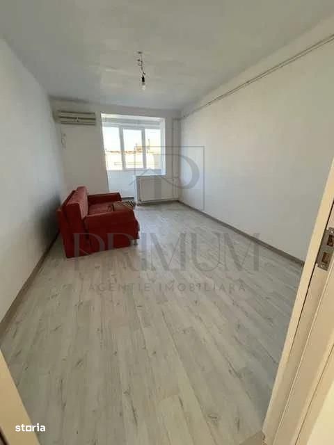 CENTRAL - 2 Camere - Centrala proprie - Etaj intermediar - LIFT - Fata