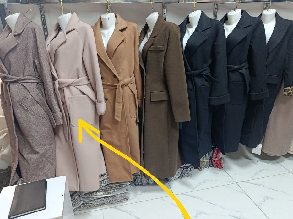 Palto.        sotiladi