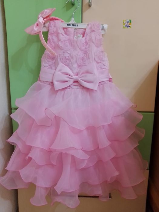 Продам наряднле платье