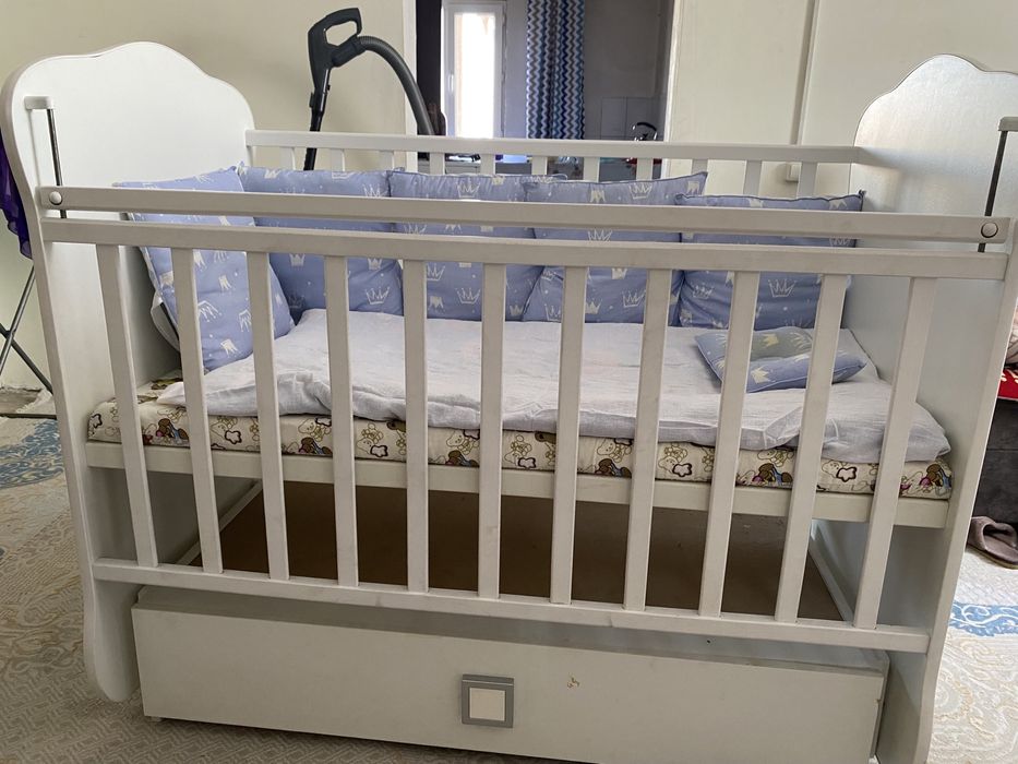 Продам детский манеж