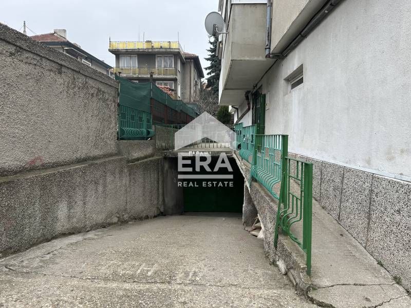 Продава се Многостаен апартамент в Русе, Дружба 2 - 90 кв.м за 834 €/кв.м - Снимка #8