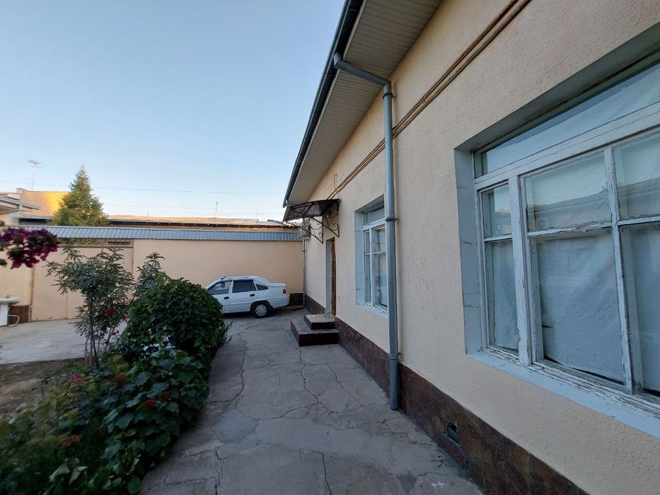 Продаю участок 2.5 соток 4 комната. Ул Уйсозлар