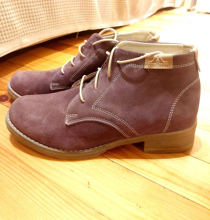 Дамски боти от естествен набук