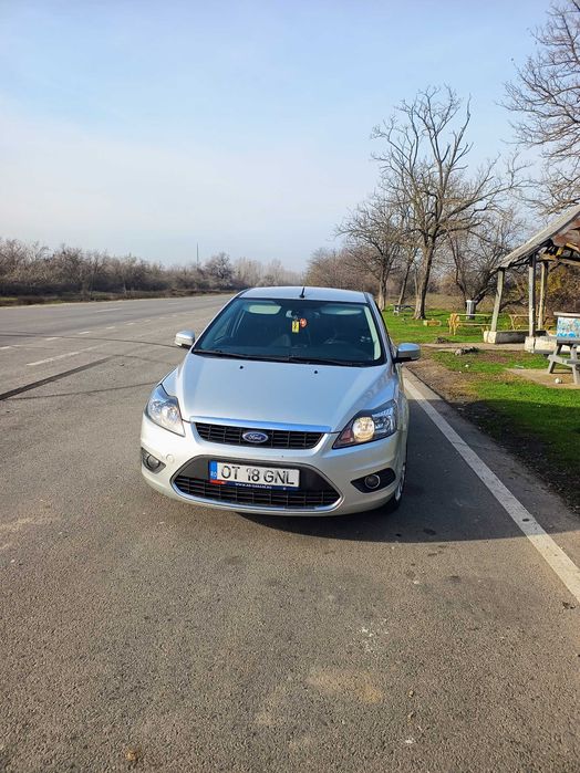 Vând Ford Focus 2 Facelift Echipare Titanium