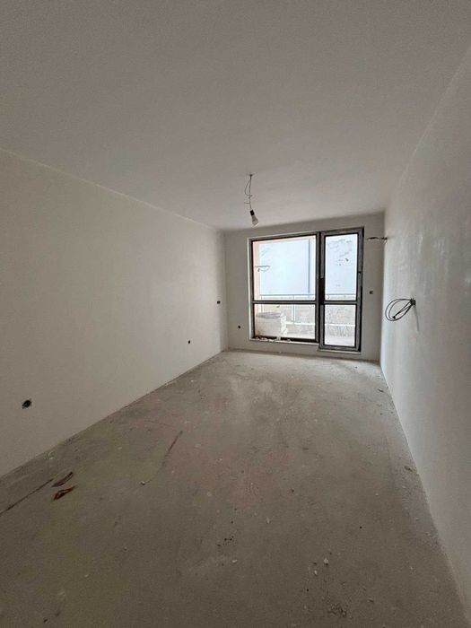 Тристаен апартамент с АКТ 16 - Южен