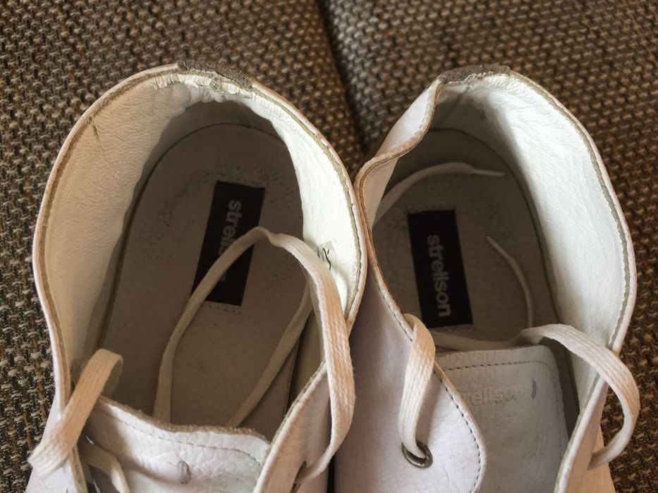 Обувки Strellson