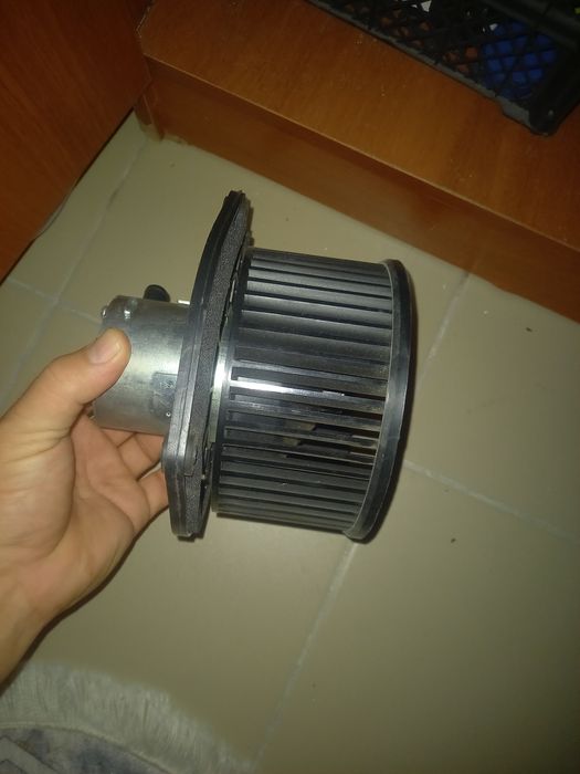 Вентилятор печки нива