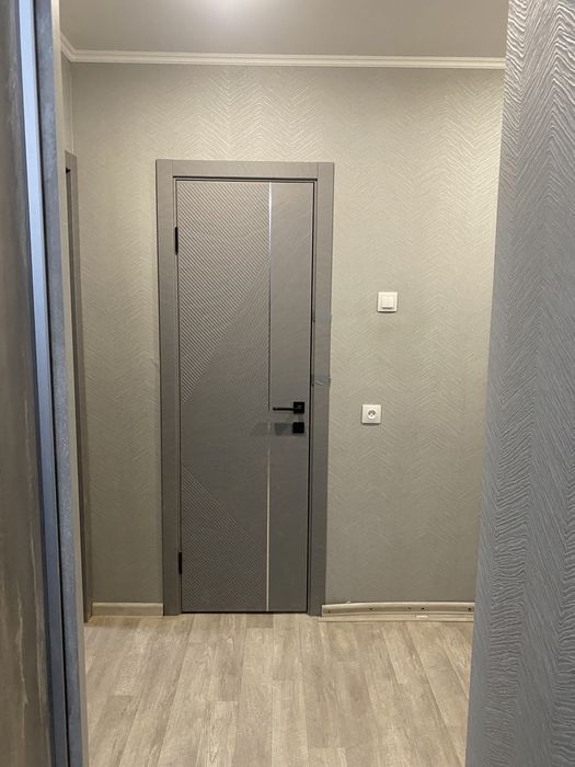 Установка межкомнатных дверей