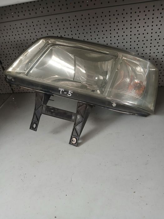 Ляв фар Vw Transporter T5