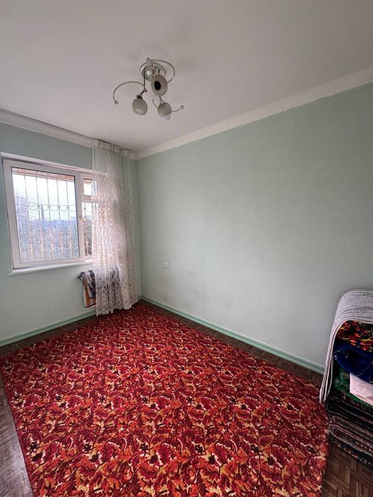 Срочно продается квартира Яшнобадский район 3/3/4