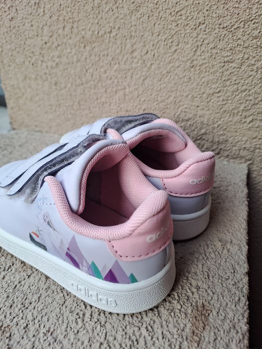 Incaltaminte adidas, marimea 23