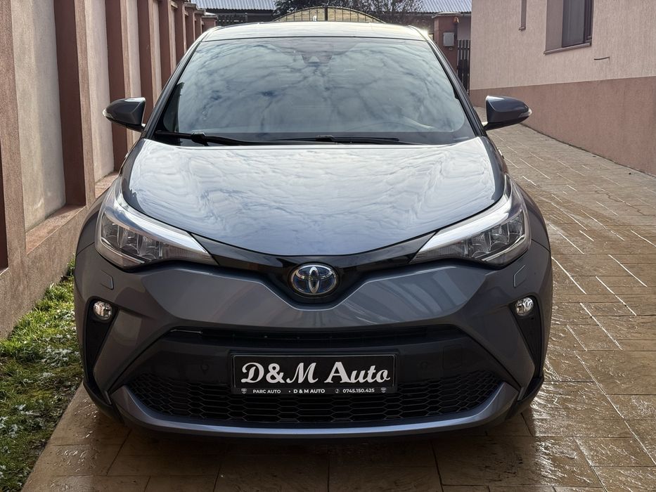 Toyota C-hr 1.8 HYBRID  122cp 69.000 Km 2020 Facelift + Roti Iarna