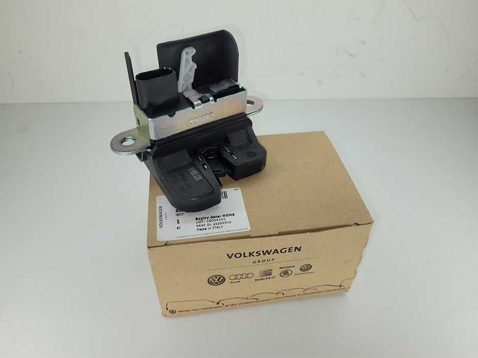 Broasca portbagaj Haion VW Touran, Golf 5 6 7 Passat B7 Montaj Gratuit