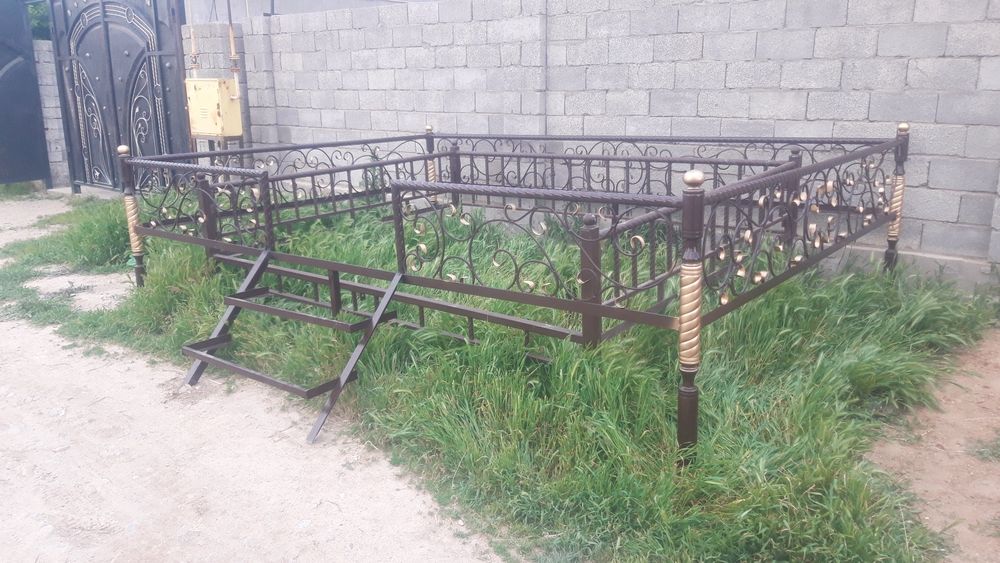 Топчан  тапшан топшан