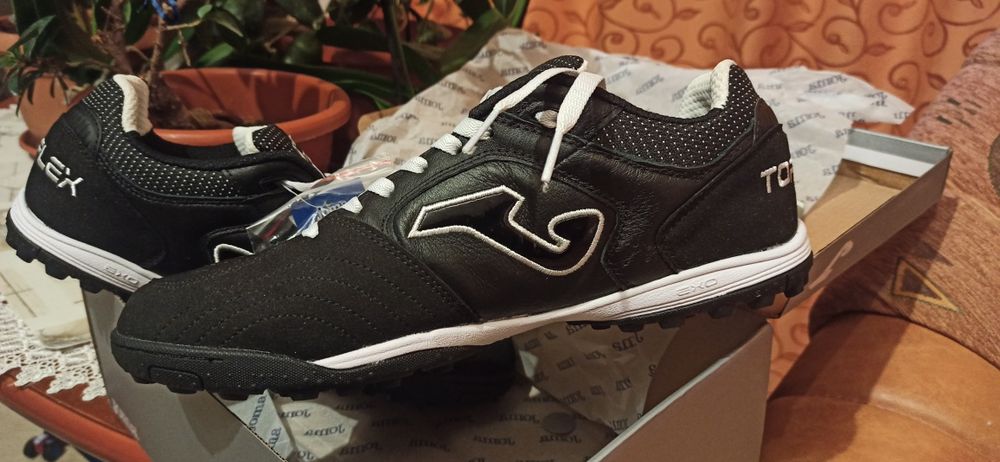 Ghete fotbal teren sintetic Joma