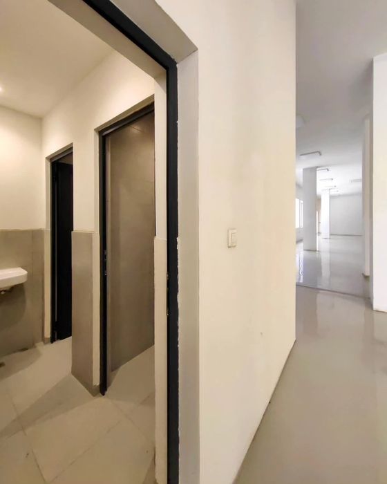 Продава се Магазин в Пловдив, Каменица 1 - 170 кв.м за 2193 €/кв.м - Снимка #2