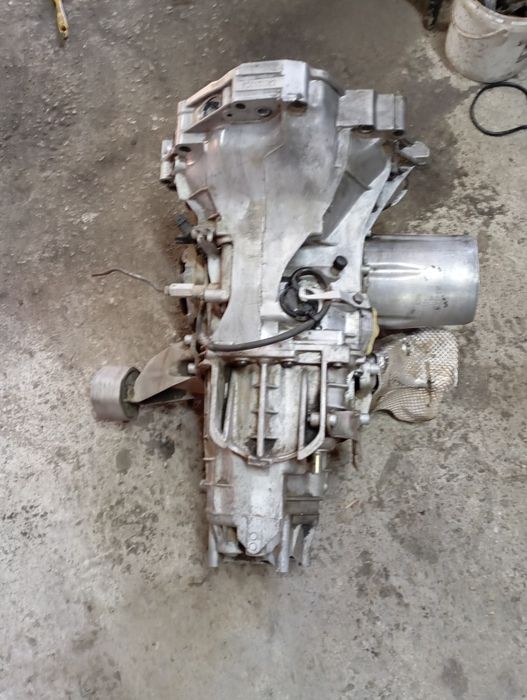 Скоростна кутия Audi A4 B5 1.8 125