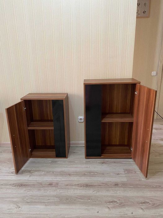 Продам шкаф 2 шт в отличном состояний.