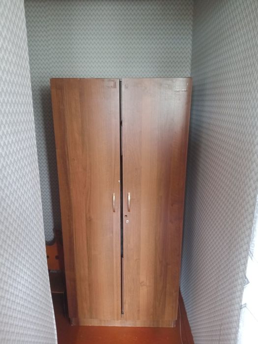 Продам шкаф, торг уместен