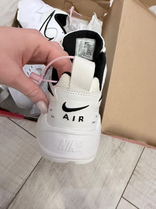 Продам Nike Air heights оригинал