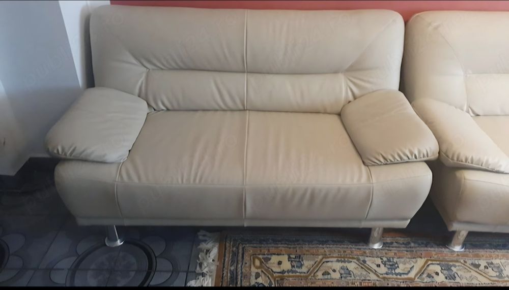 Set de 3 canapele stare impecabilă