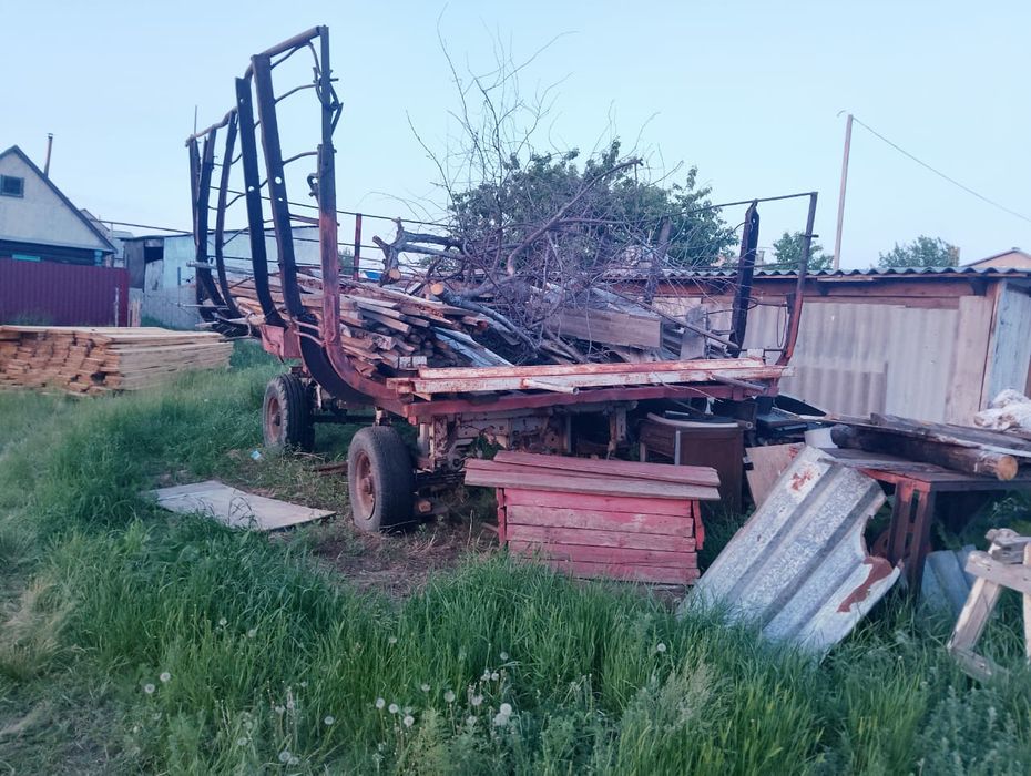 Продам прицеп сеновоз ПТС4