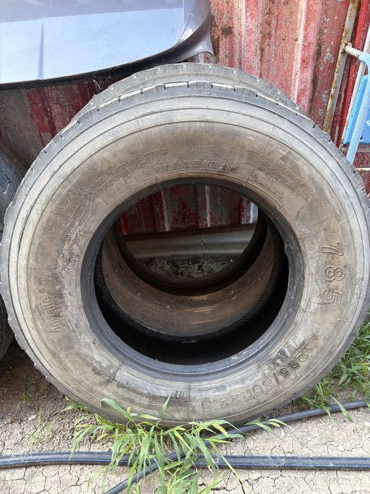Покрышка 295/80/22.5